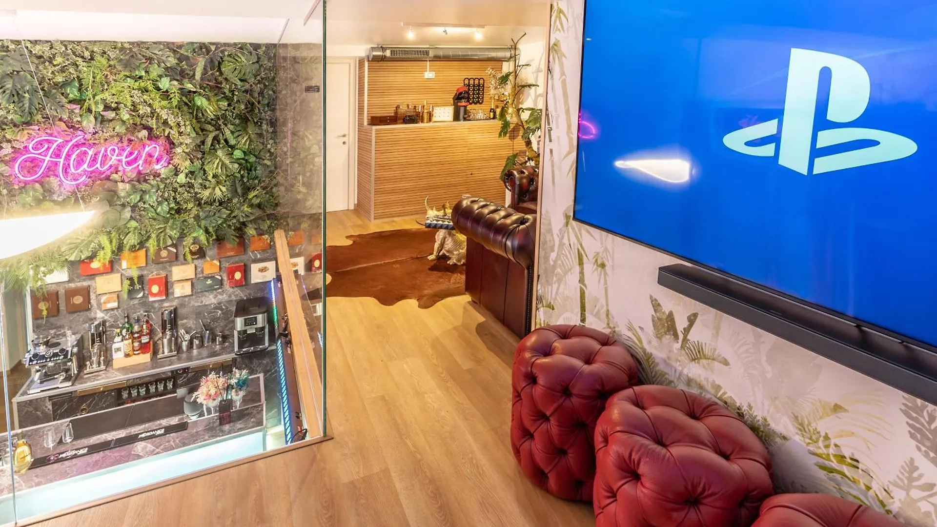 Luxe & Central Haven - Jacuzzi, Sauna, Steam, Private Parking Como Italy
